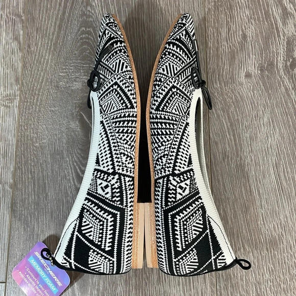 NWT Skechers Air Cooled Memory Foam Cleo Knit Skimmer Flats Black and Wh… - Picture 13 of 16